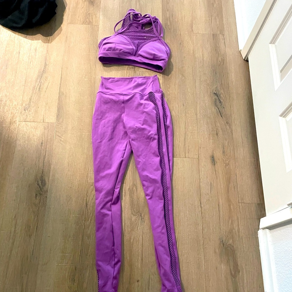 Bombshell sportswear